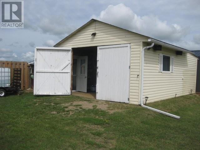 173-highway-600-rainy-river-ontario-tb2601050