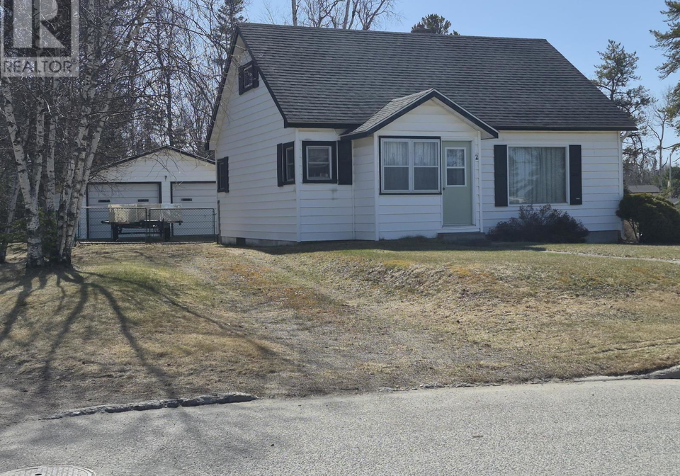 2-laurier-avenue-terrace-bay-ontario-tb2601086