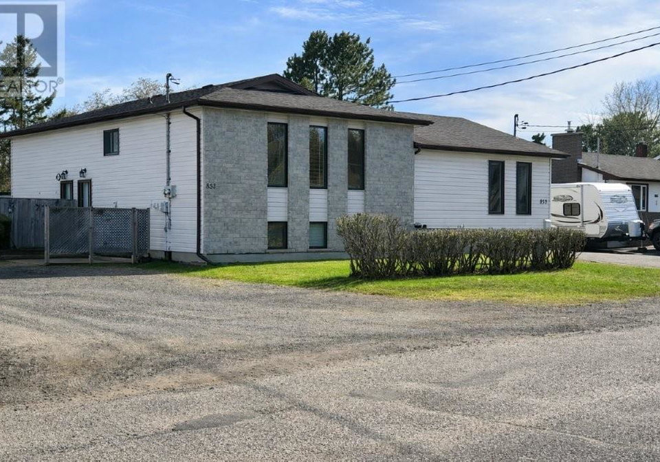 851-853-newport-avenue-thunder-bay-ontario-tb2601096