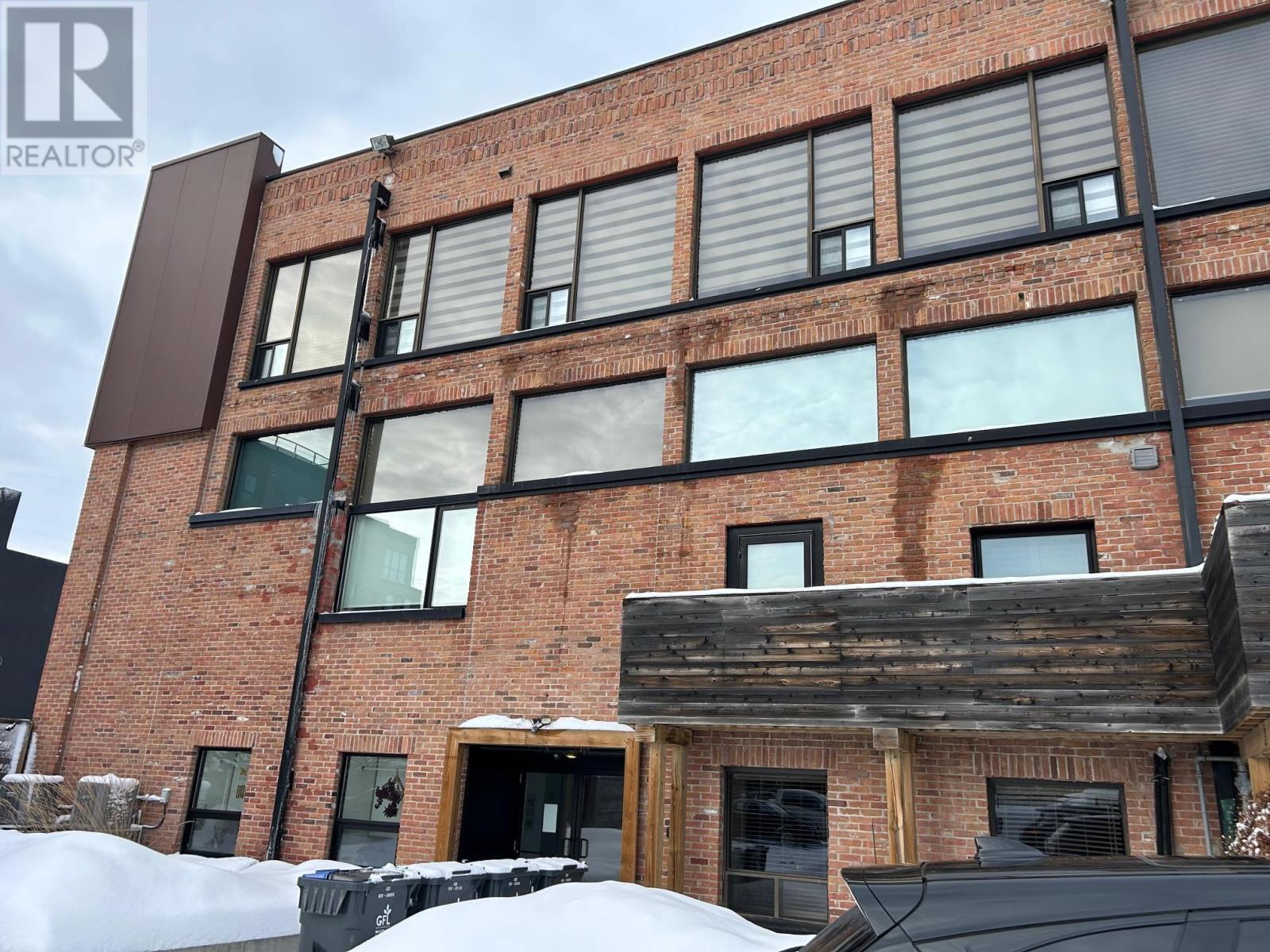 103-37-cumberland-street-s-thunder-bay-ontario-tb2601103