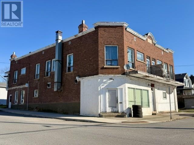 142-college-street-thunder-bay-ontario-tb2601133