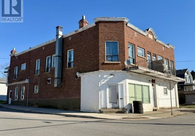 142-college-street-thunder-bay-ontario-tb2601133