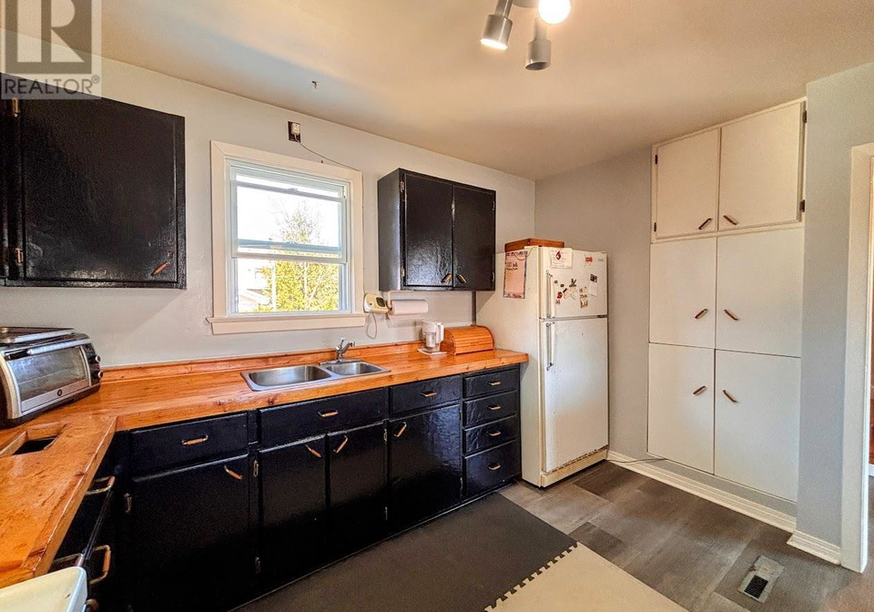 25-neebig-avenue-manitouwadge-ontario-tb2601146