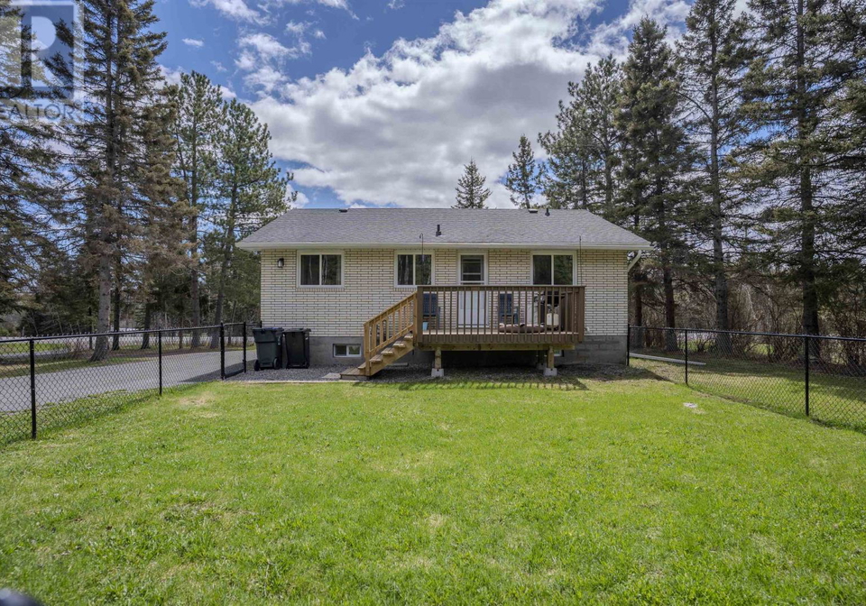 2190-oliver-road-thunder-bay-ontario-tb2601168