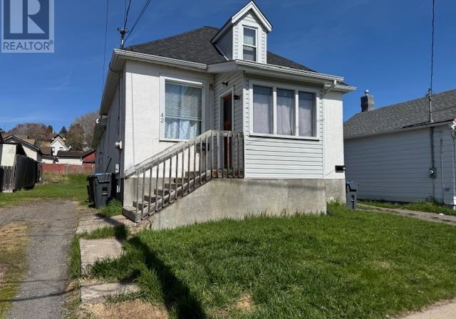 42-ontario-street-thunder-bay-ontario-tb2601183