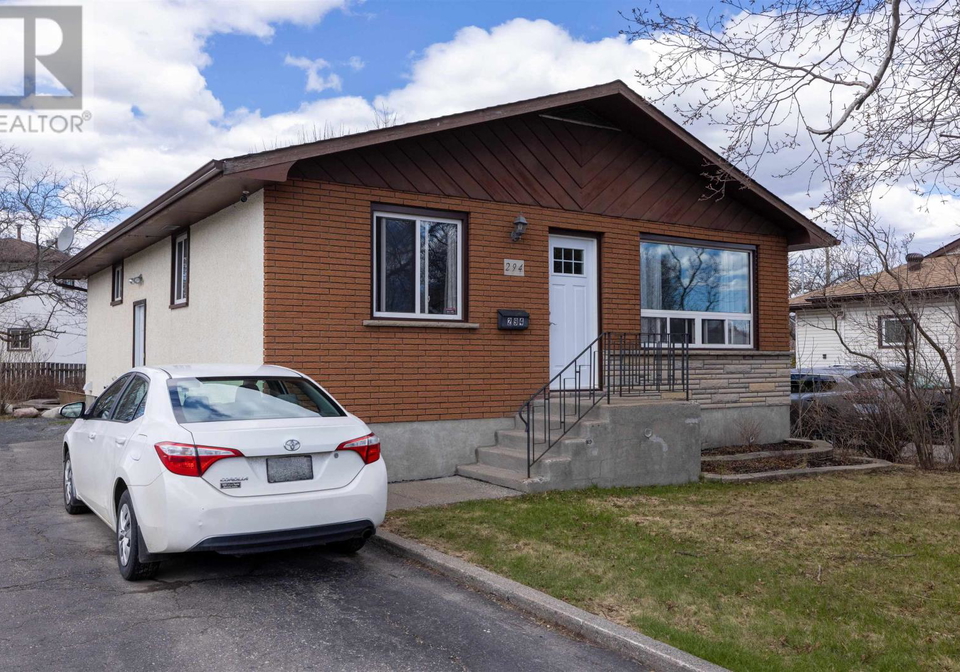 294-algonquin-avenue-s-thunder-bay-ontario-tb2601189