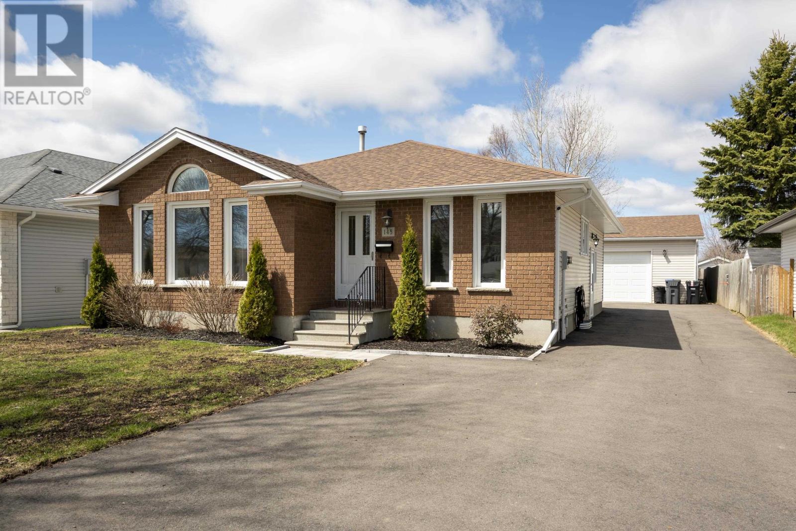 148-nottingham-crescent-thunder-bay-ontario-tb2601214