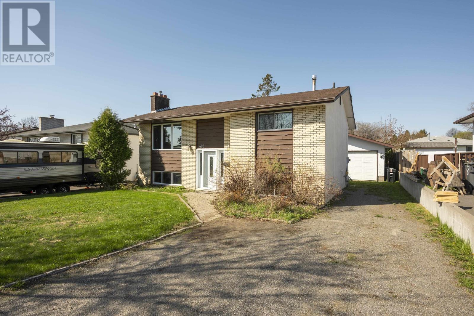 423-brittany-drive-thunder-bay-ontario-tb2601260