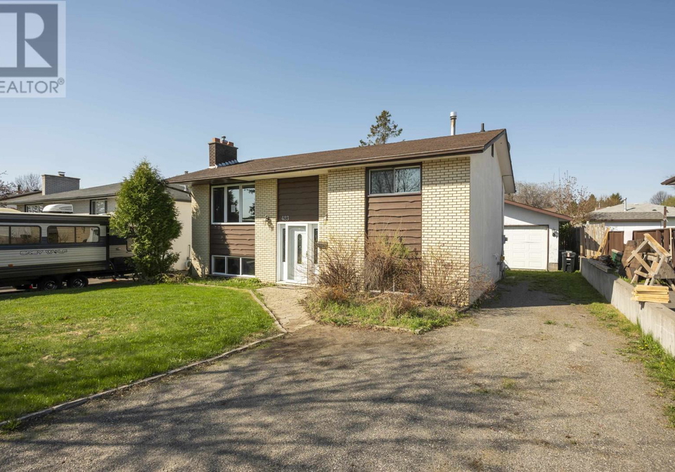 423-brittany-drive-thunder-bay-ontario-tb2601260