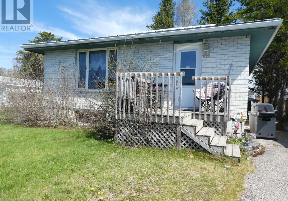416-fourth-avenue-sw-geraldton-ontario-tb2601274