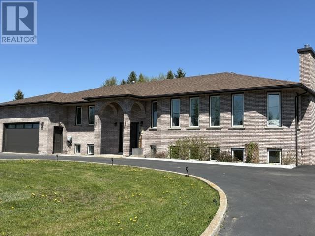 3306-fairview-avenue-thunder-bay-ontario-tb2601275