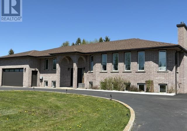 3306-fairview-avenue-thunder-bay-ontario-tb2601275