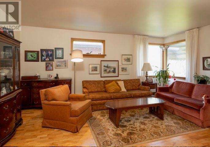 834-syndicate-avenue-n-thunder-bay-ontario-tb2601305