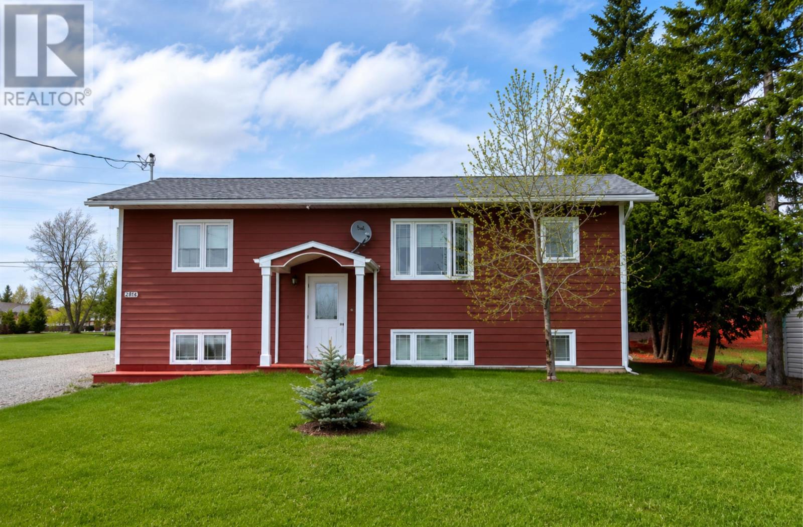 6086-hwy-1171-emo-ontario-tb2601320