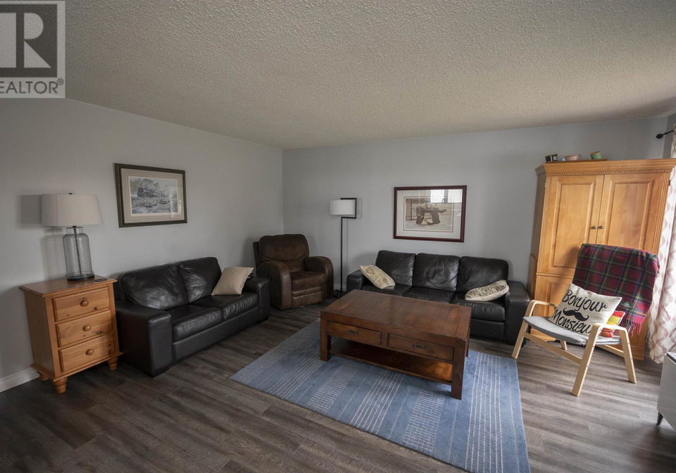 233-edward-street-north-thunder-bay-ontario-tb2601323
