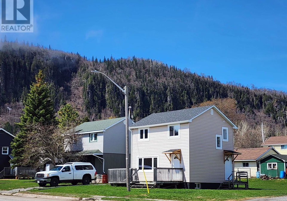 5-crutchfield-avenue-red-rock-ontario-tb2601327