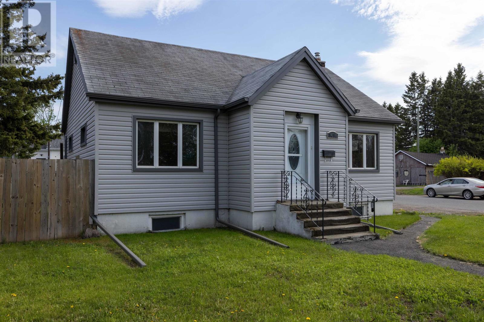 1418-frederica-st-w-thunder-bay-ontario-tb2601347