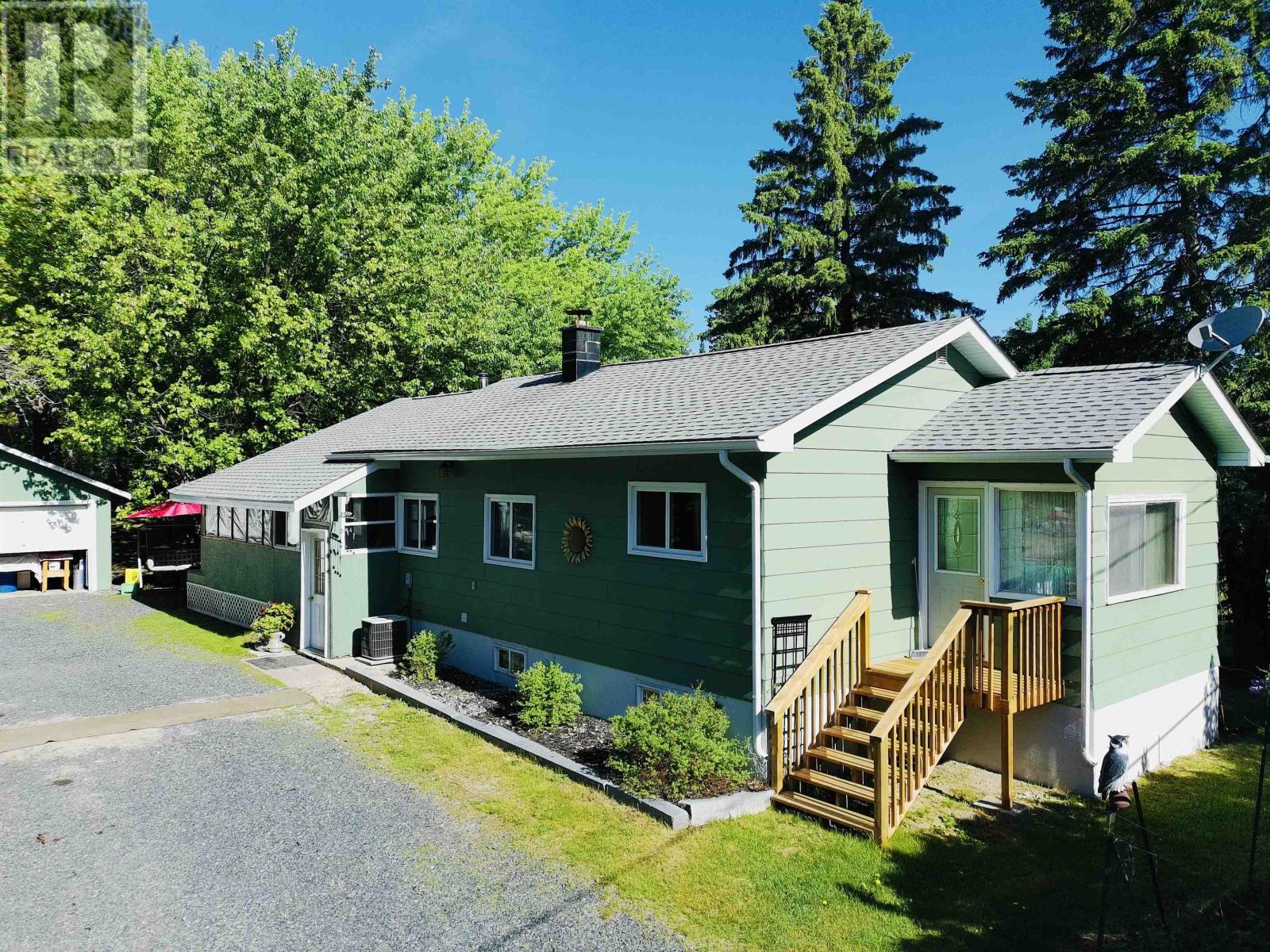 834-594-hwy-eagle-river-ontario-tb2601464