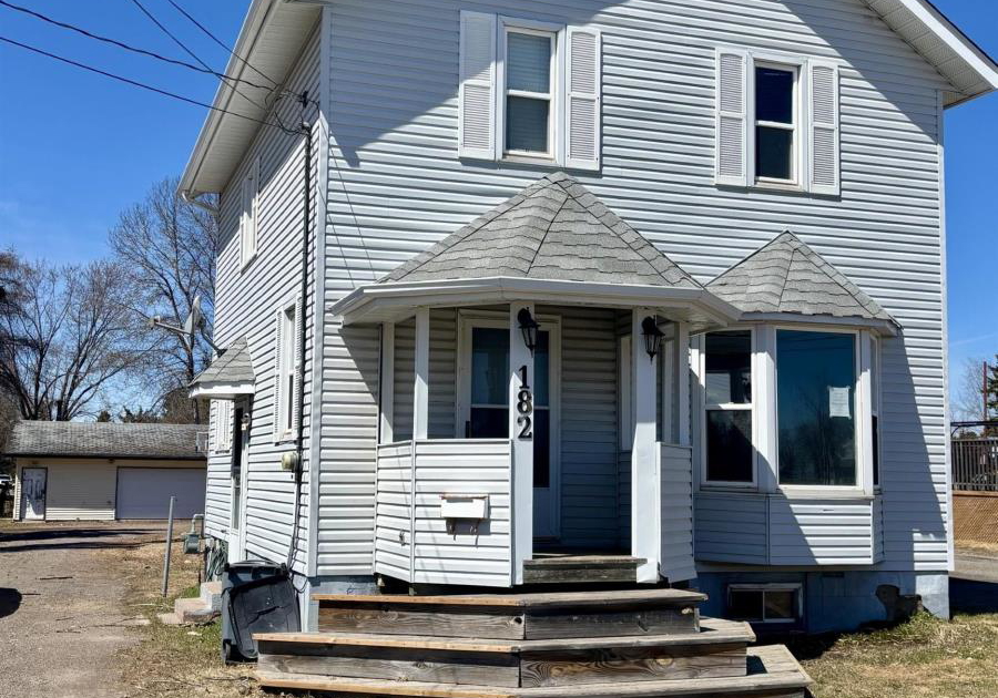 182-high-street-thudner-bay-ontario-tb2601481