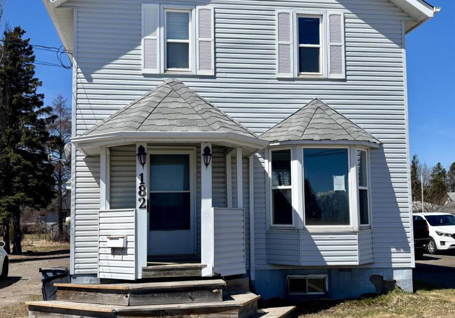 182-high-street-thudner-bay-ontario-tb2601481