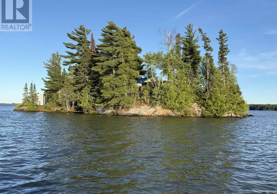 0-larson-bay-is-dryden-ontario-tb2601525