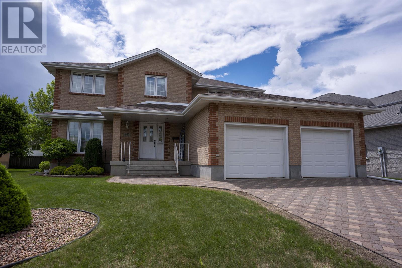 205-kusznier-crescent-thunder-bay-ontario-tb2601604
