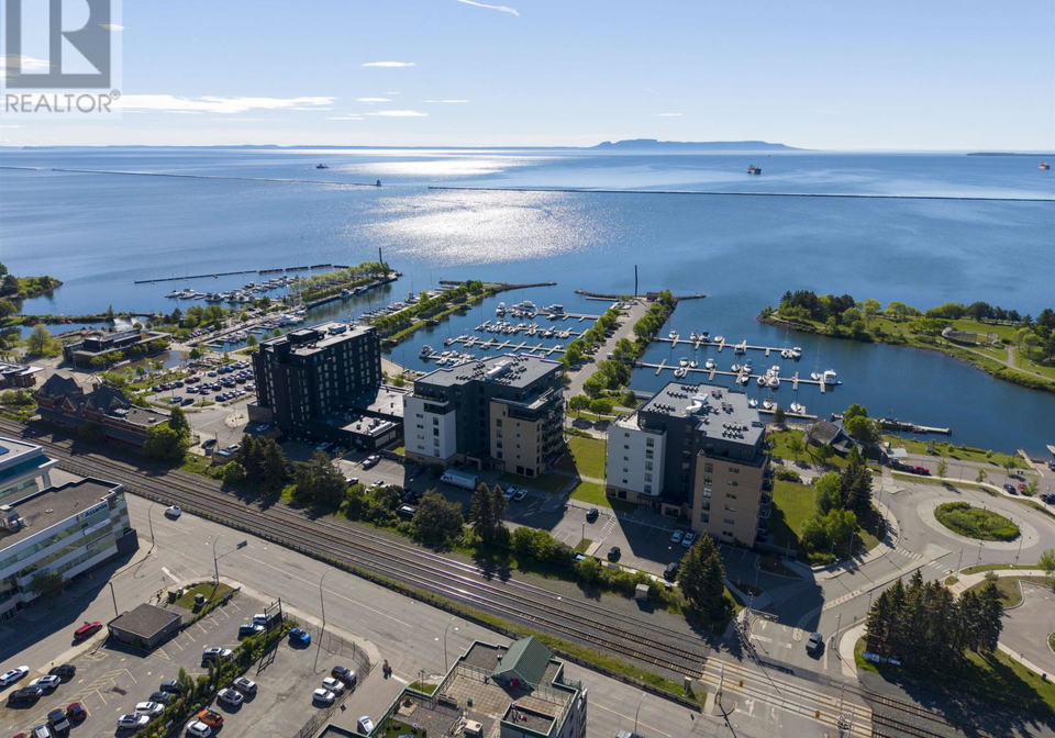 2104-2260-sleeping-giant-pkwy-thunder-bay-ontario-tb2601618