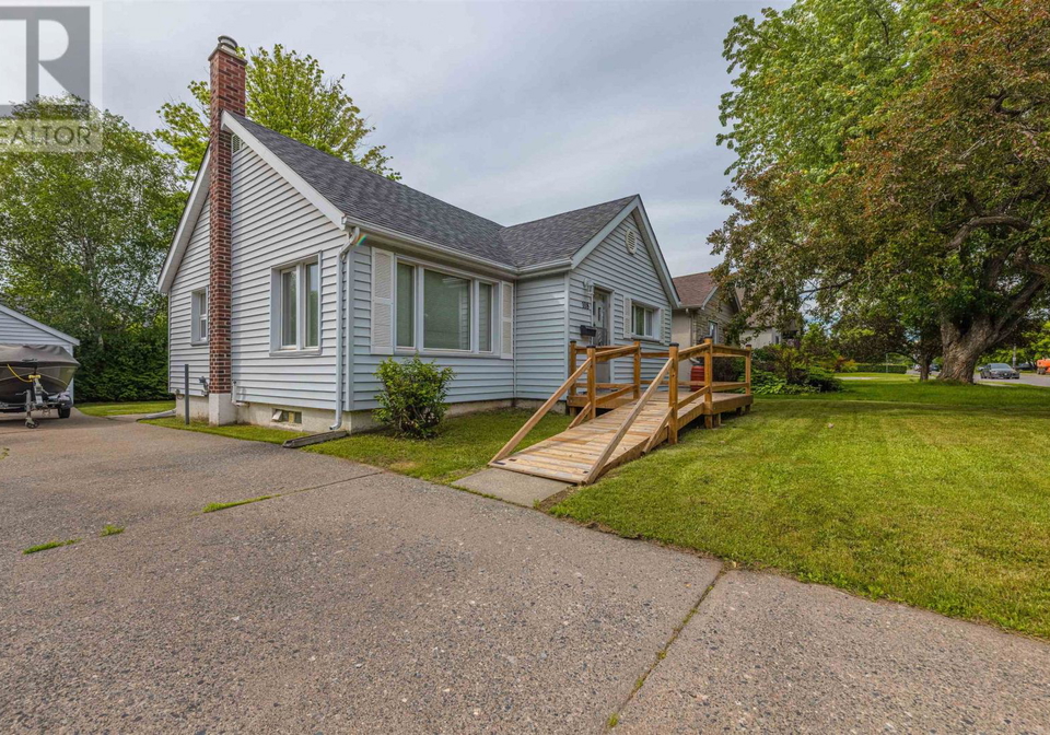 108-hill-street-s-thunder-bay-ontario-tb2601682