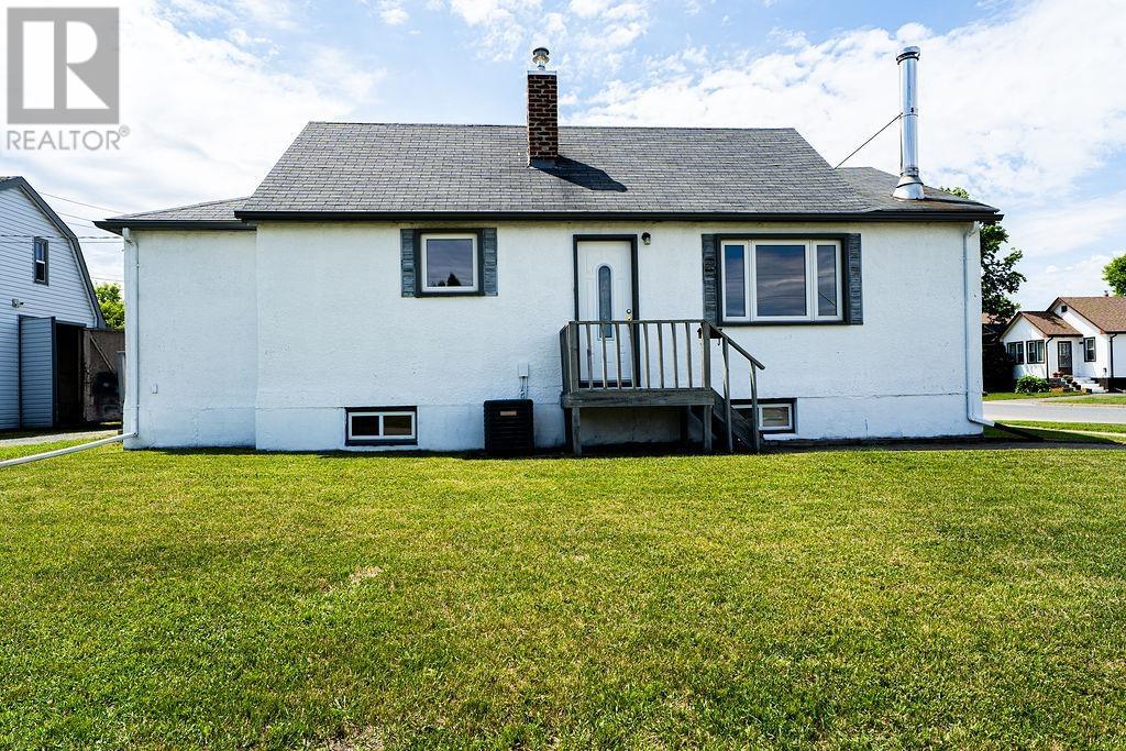 600-mary-st-w-thunder-bay-ontario-tb2601687