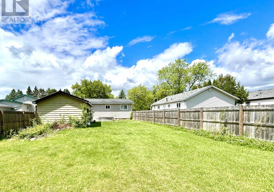1018-cornwall-avenue-north-fort-frances-ontario-tb2601690