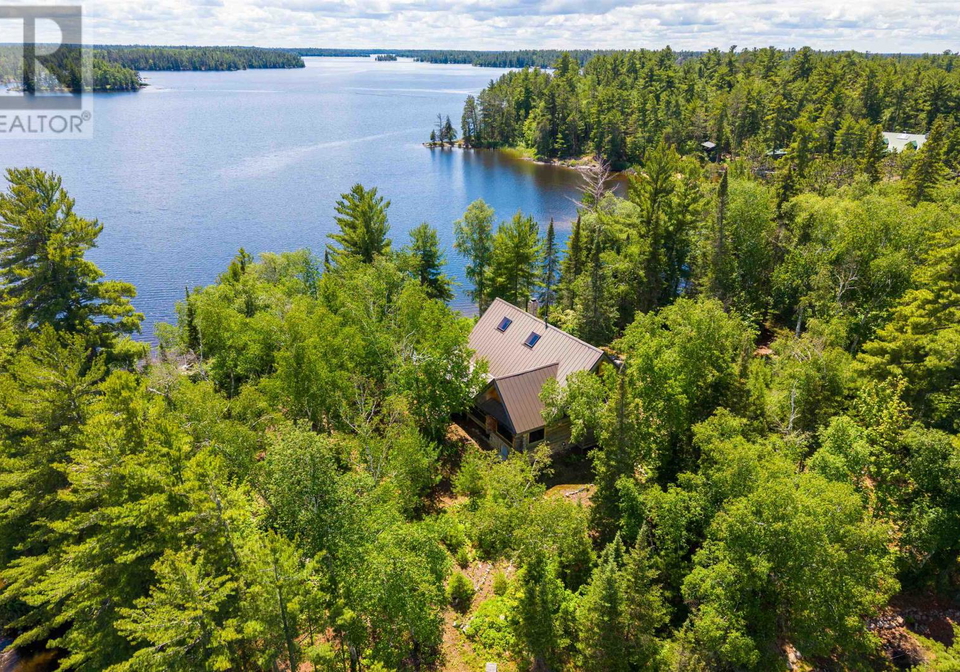 g-1425-ben-island-rainy-lake-is-fort-frances-ontario-tb2601806