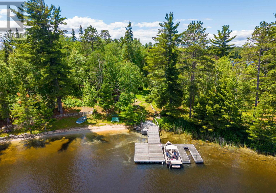g-1425-ben-island-rainy-lake-is-fort-frances-ontario-tb2601806