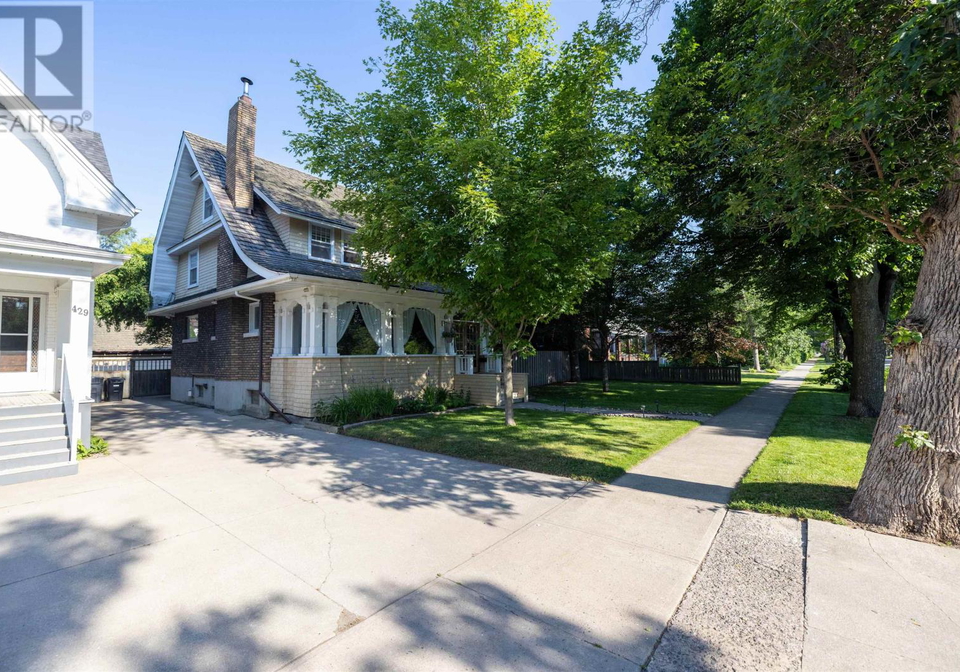 427-norah-street-s-thunder-bay-ontario-tb2601842