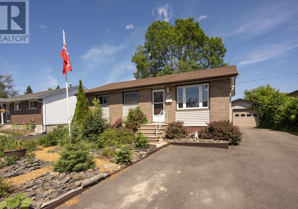 105-spruce-ct-thunder-bay-ontario-tb2601891