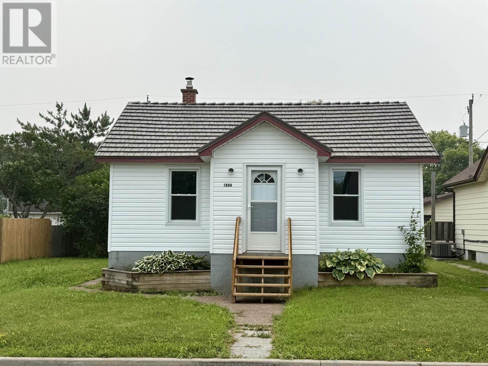 1004-gore-street-w-thunder-bay-ontario-tb2602008