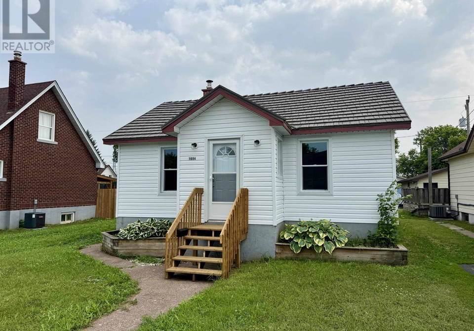1004-gore-street-w-thunder-bay-ontario-tb2602008