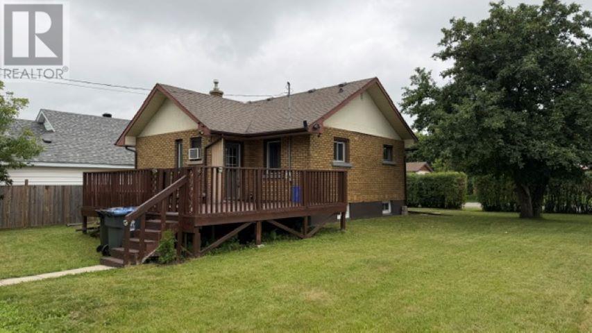700-francis-street-thunder-bay-ontario-tb2602148