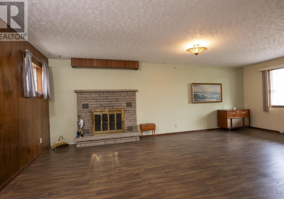 216-francis-street-thunder-bay-ontario-tb2602243