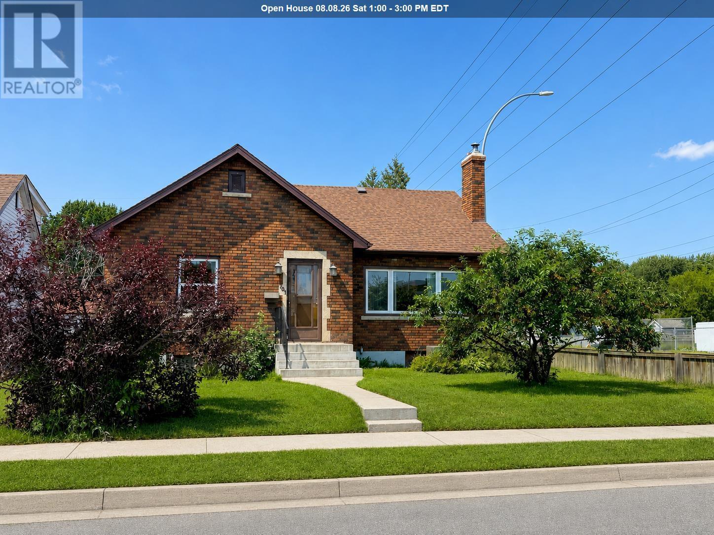 701-sprague-street-thunder-bay-ontario-tb2602257