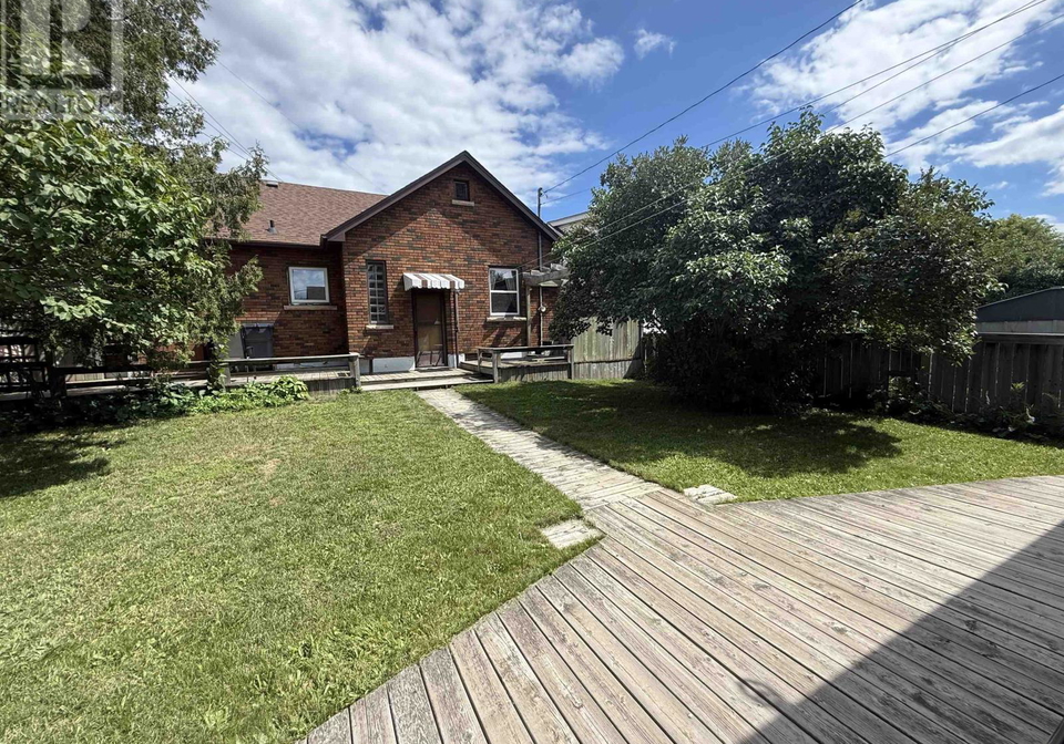 701-sprague-street-thunder-bay-ontario-tb2602257