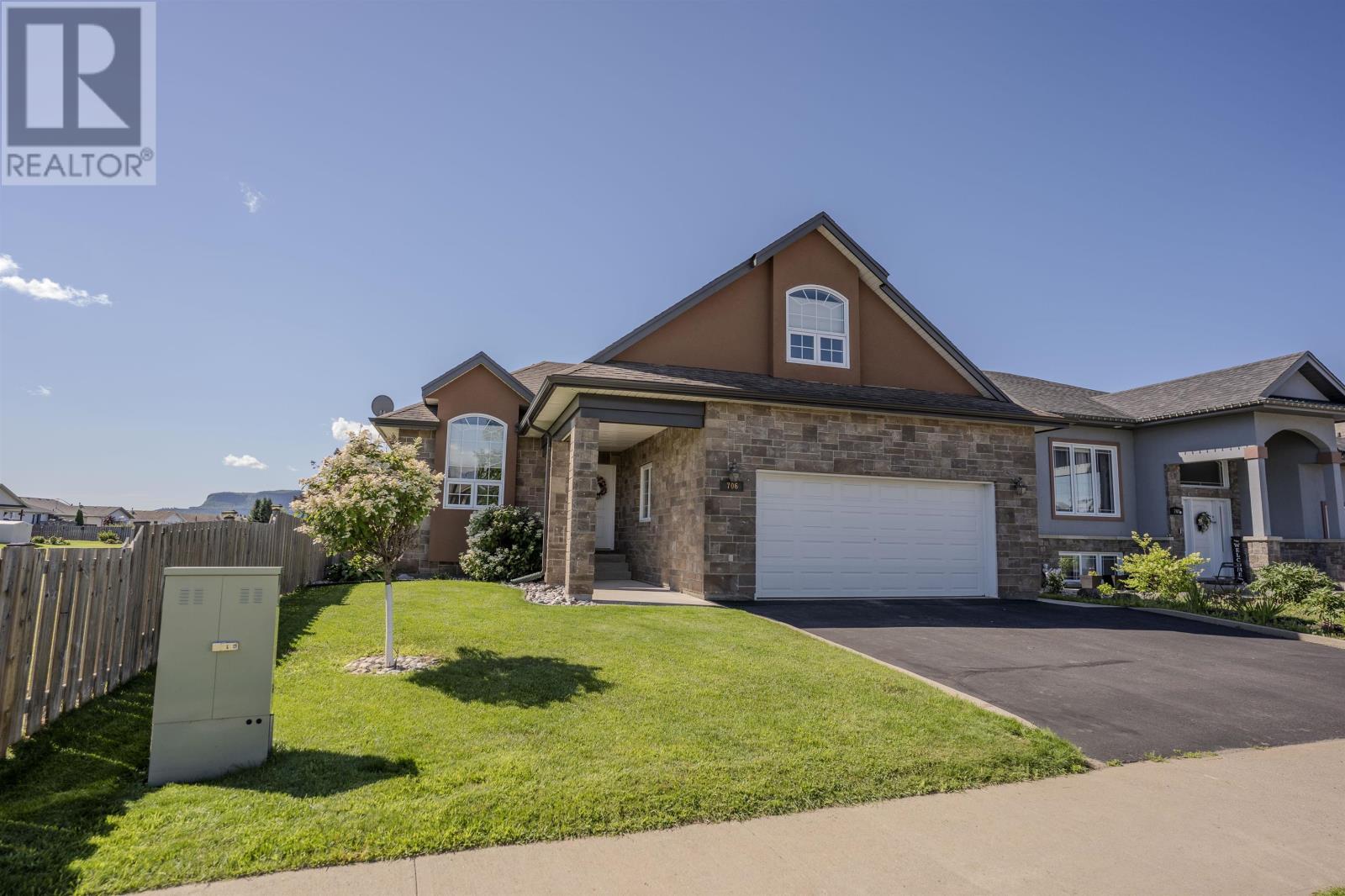 706-weiler-boulevard-thunder-bay-ontario-tb2602258