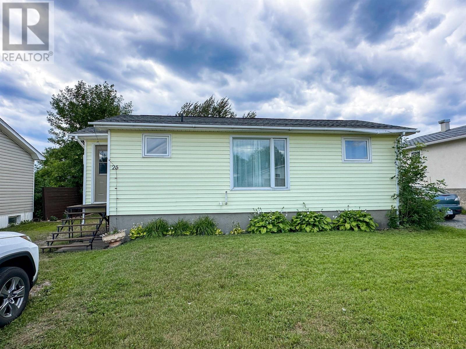 25-sixth-street-balmertown-ontario-tb2602261