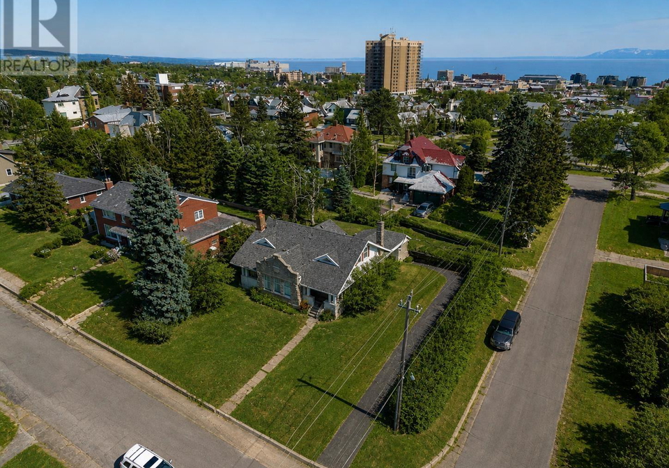 43-summit-avenue-thunder-bay-ontario-tb2602272