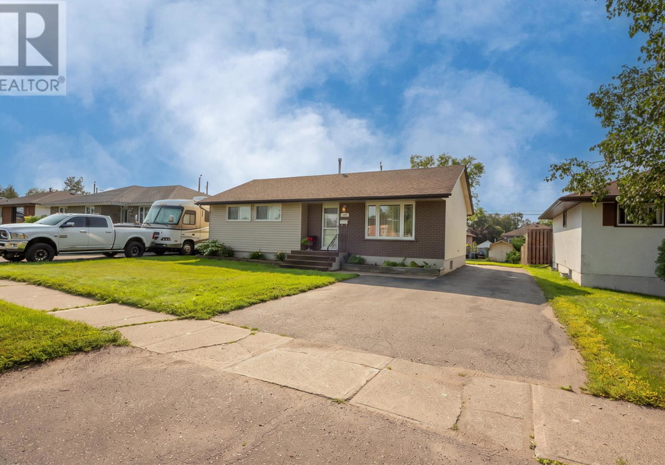 139-clarkson-street-thunder-bay-ontario-tb2602303