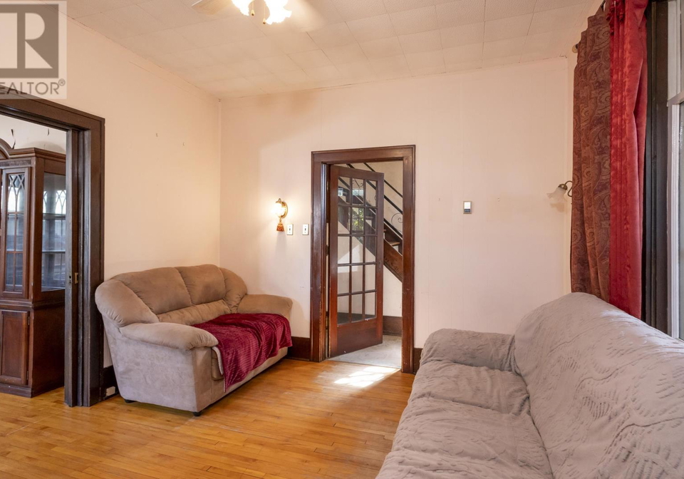 42-gordon-avenue-thunder-bay-ontario-tb2602304