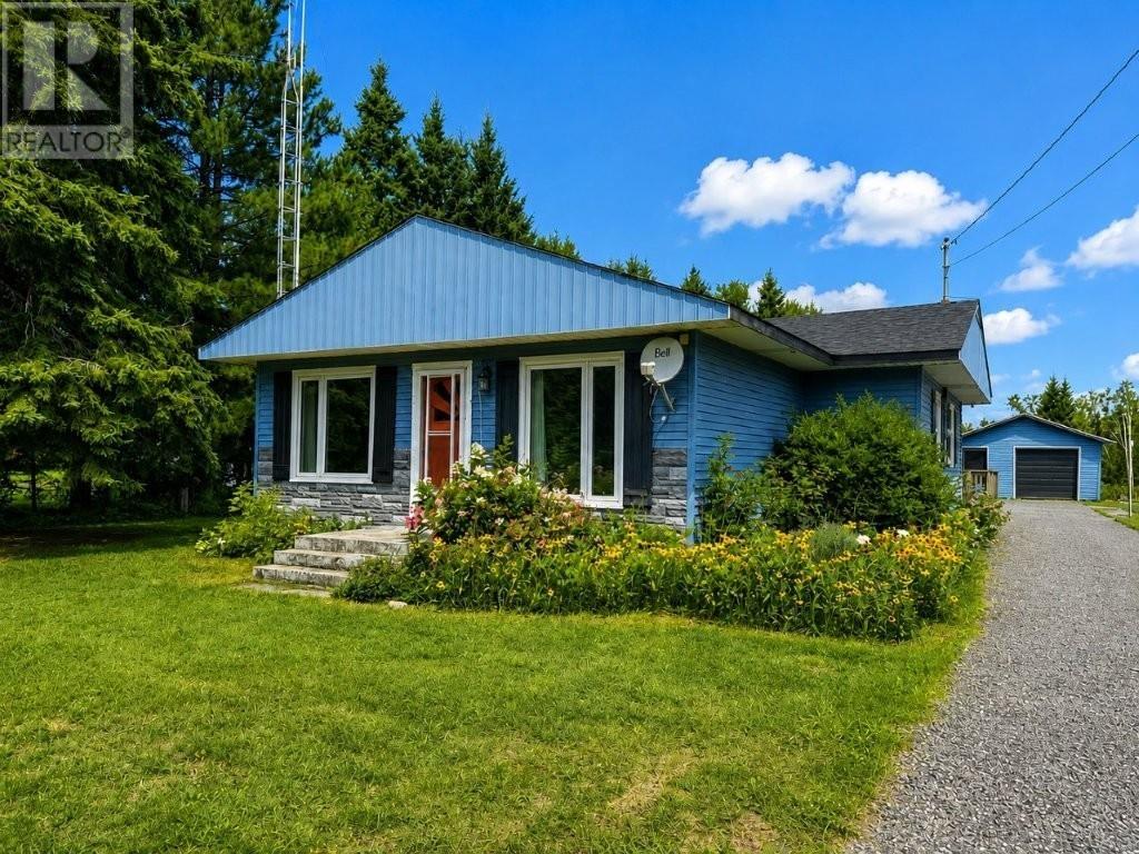 119-hwy-582-hurkett-ontario-tb2602579