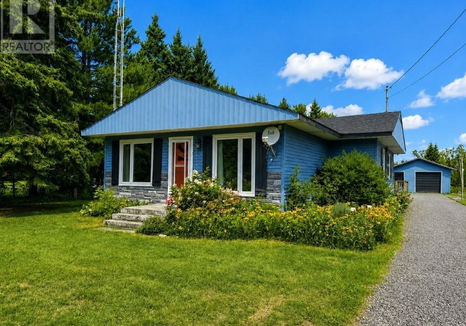 119-hwy-582-hurkett-ontario-tb2602579