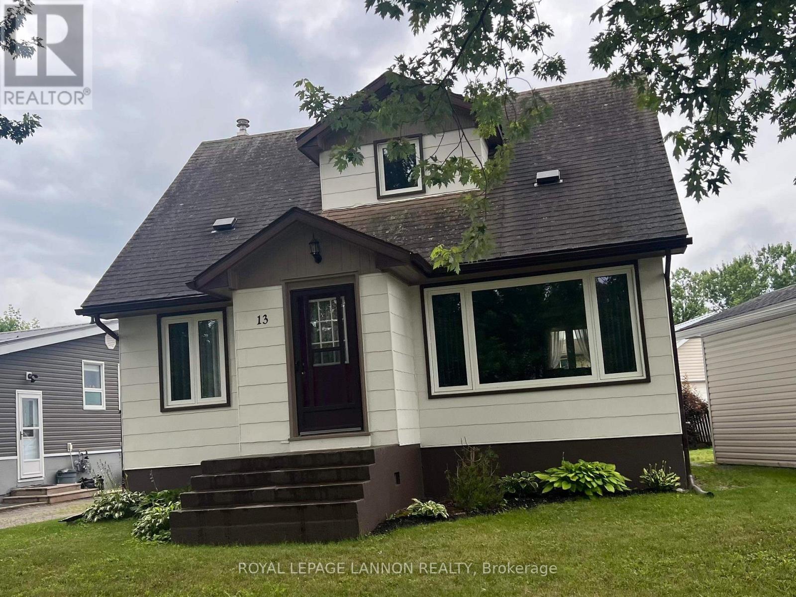 13-spruce-road-atikokan-tb-50-ontario-x13243970