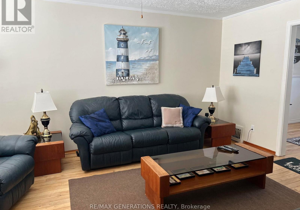 14-mccullough-street-marathon-tb-74-ontario-x13244850
