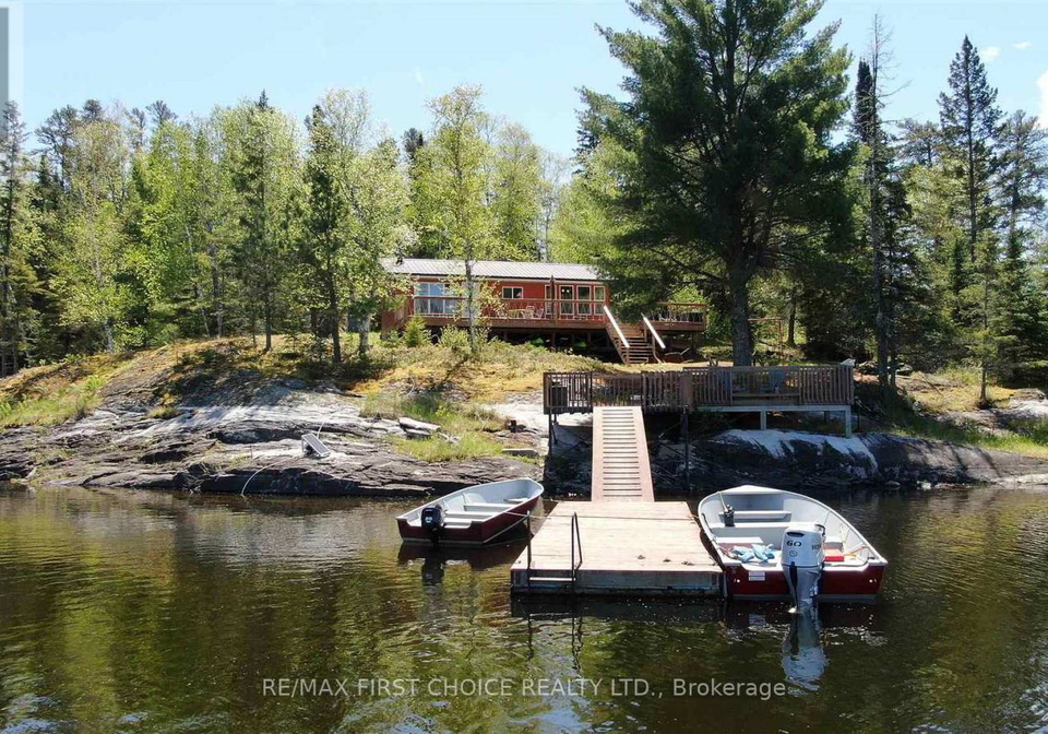 cl4111-winnipeg-river-kenora-keewatin-ontario-x13250432